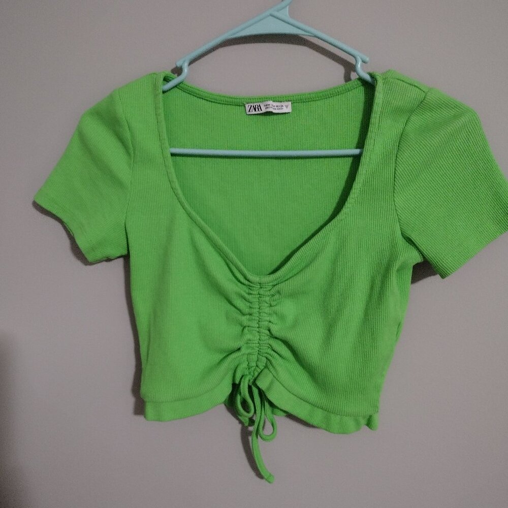 Zara Women M Green Ribbed Short Sleeve Ruffle Cinched Tie Front Crop Top